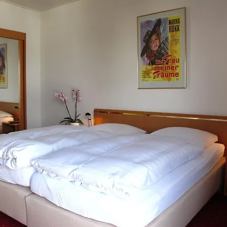 Seehotel Loenoe Hotel 3*