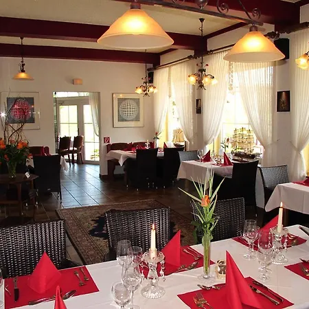 Seehotel Loenoe Hotel