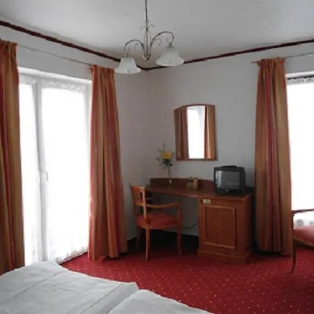 Seehotel Loenoe