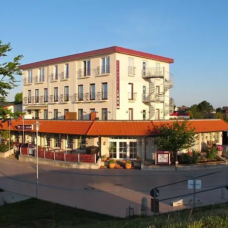 Seehotel Loenoe 3*