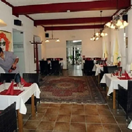 Seehotel Loenoe Hotel