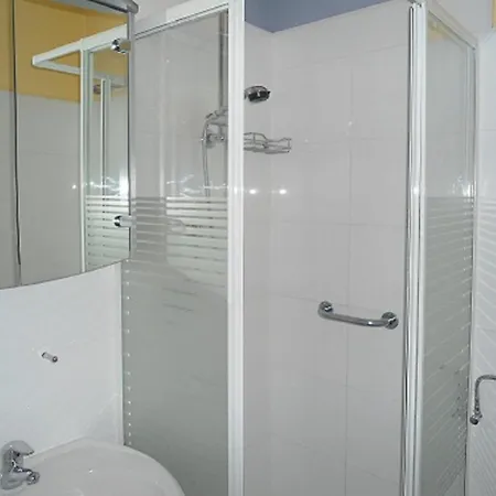 Seehotel Loenoe 3*