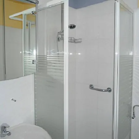 Seehotel Loenoe 3*