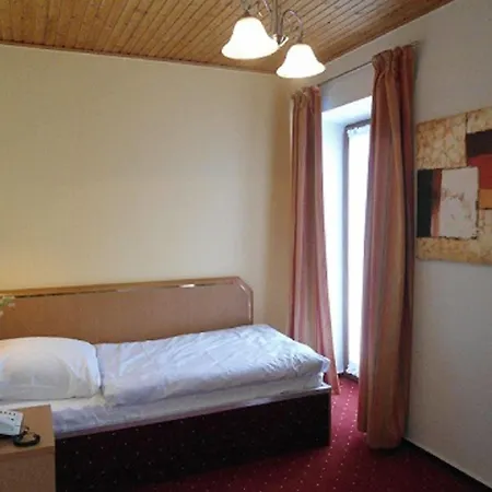 Seehotel Loenoe Hotel