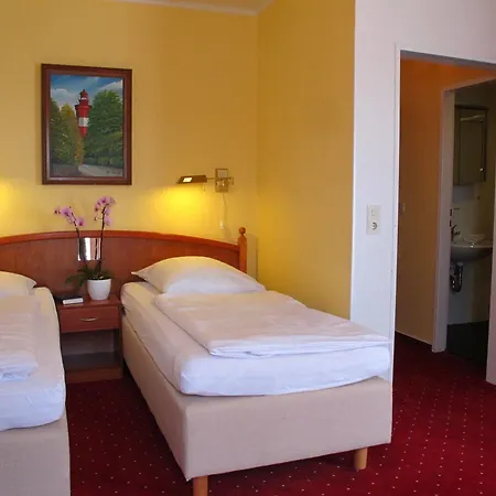 Ξενοδοχείο Seehotel Loenoe 3*